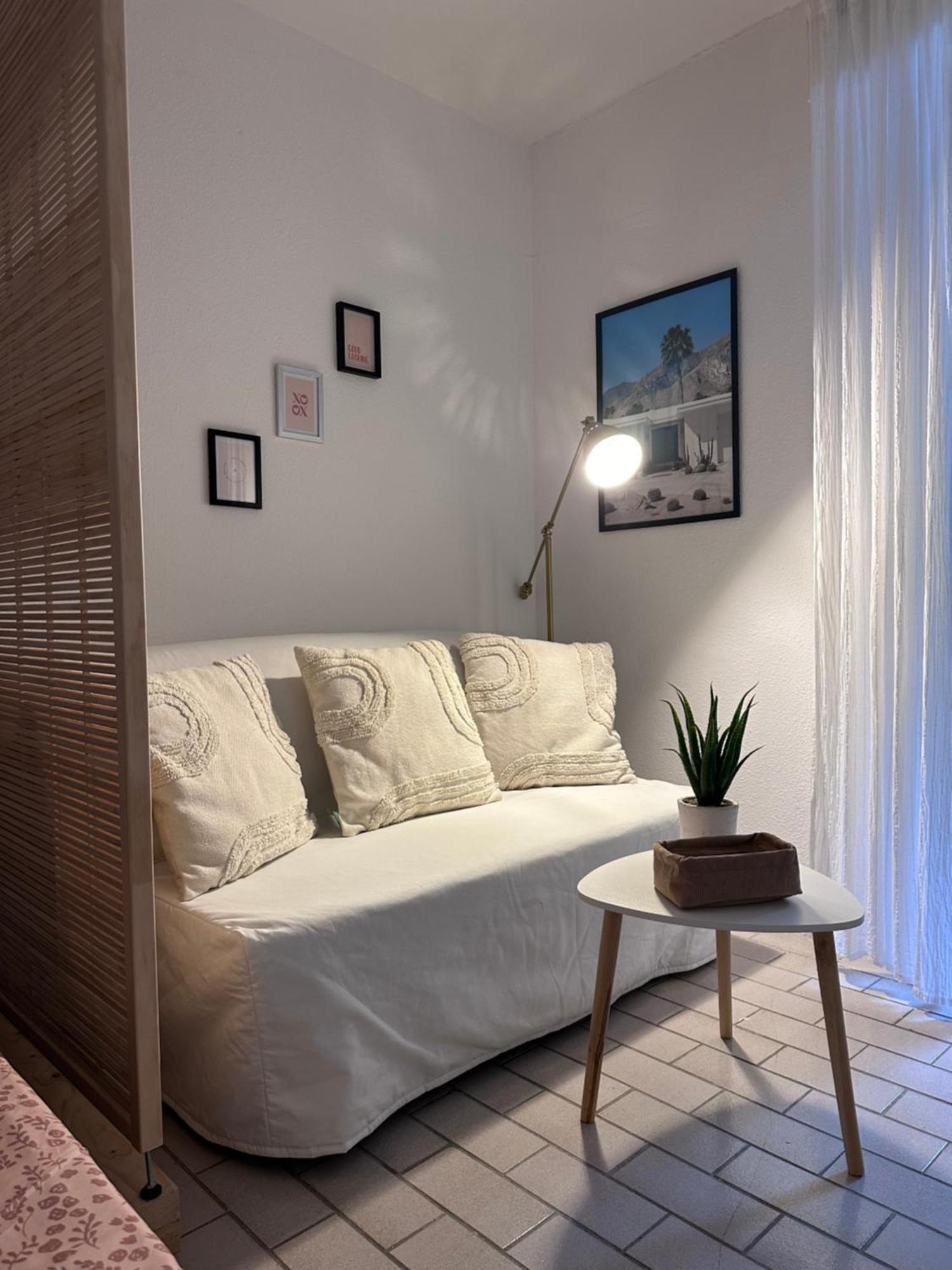 Studio Sur Le Port De Hyeres - A 2Min Des Plages, Clim & Balcon Exterior foto
